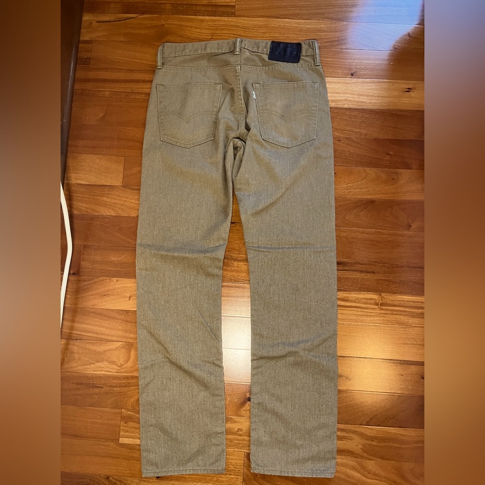 Levi’s Men’s 31W 32L Khaki Pants Jeans